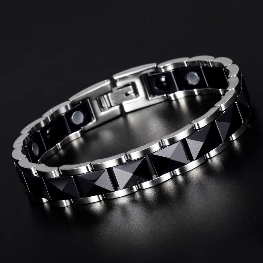 Pulsera de cerámica en blanco y negro